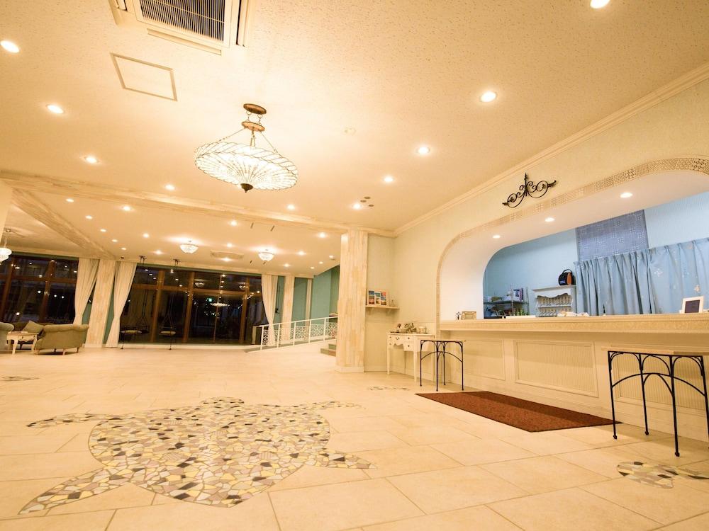 Hotel Caretta Tatsugo Bagian luar foto